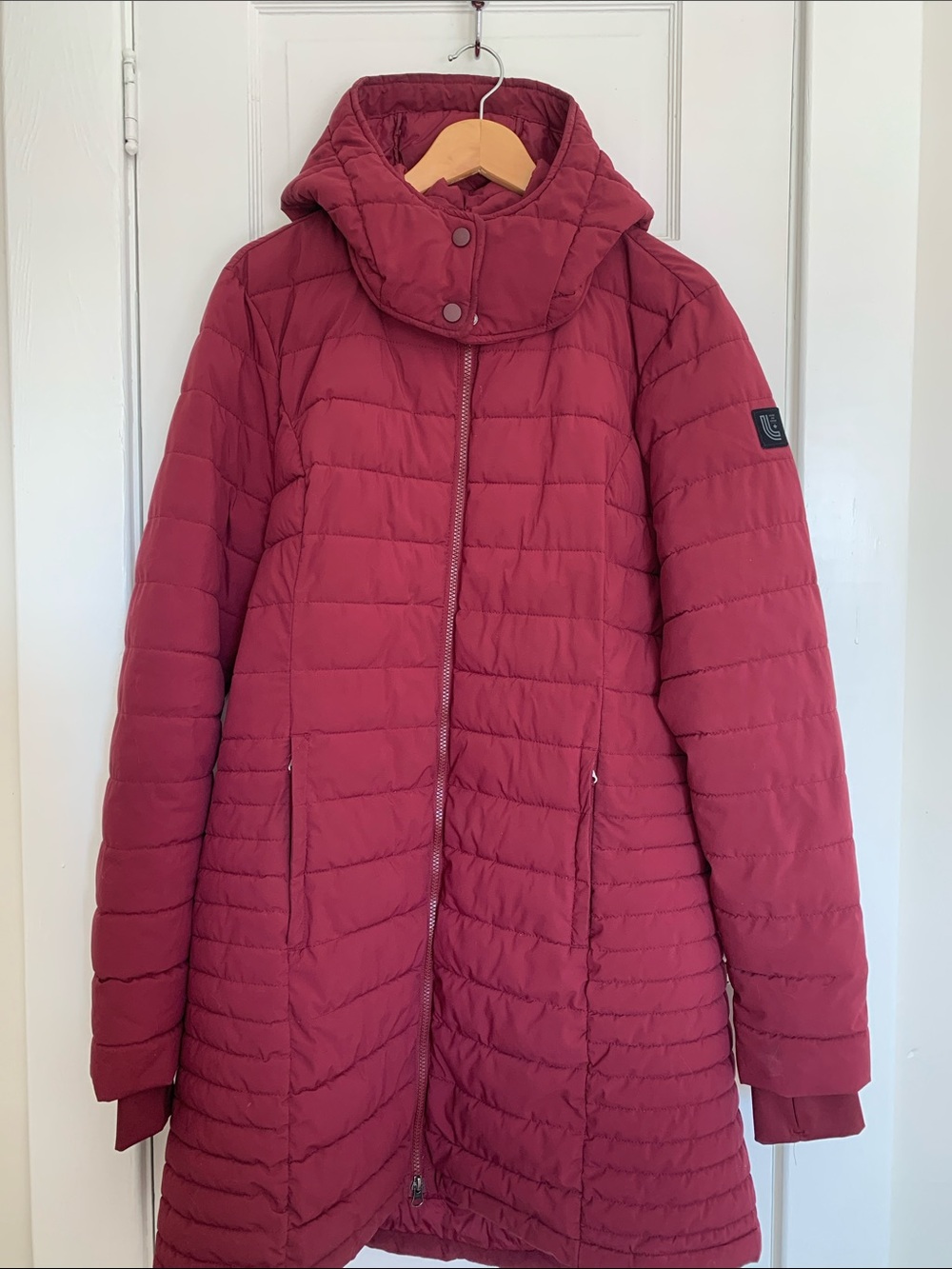 LOLE | Women's Quilted Burgundy Puffer Coat with Detachable Hood size XL